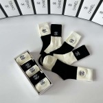 2025年12月10日入荷新品Chanel靴下ギフト/誕生日/記念品/アクセサリーkaka工場
