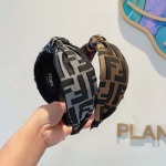 2025年12月10日入荷新品FENDIカチューシャギフト/誕生日/記念品/アクセサリーkaka工場