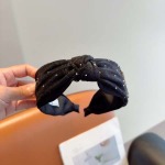 2025年12月10日入荷新品PRADAカチューシャギフト/誕生日/記念品/アクセサリーkaka工場