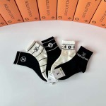 2025年12月10日入荷新品Louis Vuitton靴下ギフト/誕生日/記念品/アクセサリーkaka工場