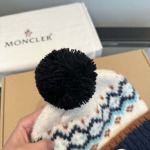 2025年12月10日入荷新品Moncler帽子ギフト/誕生日/記念品/アクセサリーkaka工場