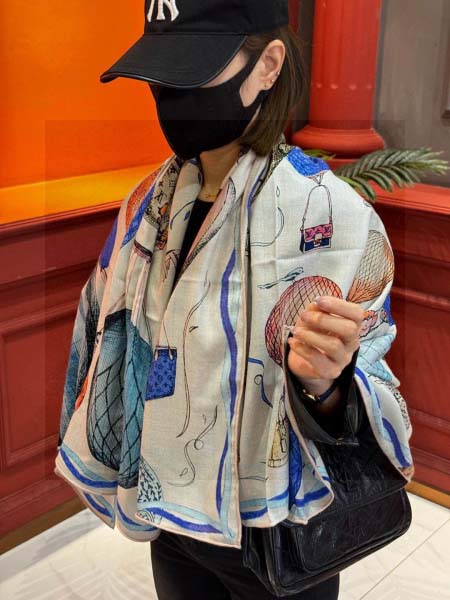 2025年12月10日入荷新品Louis Vuittonマフ...