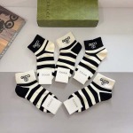 2025年12月10日入荷新品Gucci 靴下ギフト/誕生日/記念品/アクセサリーkaka工場