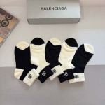 2025年12月10日入荷新品BALENCIAGA靴下ギフト/誕生日/記念品/アクセサリーkaka工場
