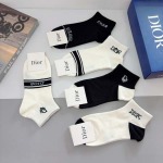 2025年12月10日入荷新品Dior靴下ギフト/誕生日/記念品/アクセサリーkaka工場