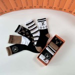 2025年12月10日入荷新品LOUIS VUITTON靴下ギフト/誕生日/記念品/アクセサリーkaka工場