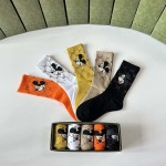 2025年12月10日入荷新品Gucci靴下ギフト/誕生日/記念品/アクセサリーkaka工場