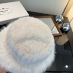 2025年12月10日入荷新品Prada帽子ギフト/誕生日/記念品/アクセサリーkaka工場