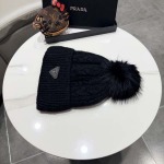 2025年12月11日入荷新品Prada帽子ギフト/誕生日/記念品/アクセサリーkaka工場