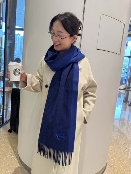 2025年12月11日入荷新品Louis Vuittonマフ...