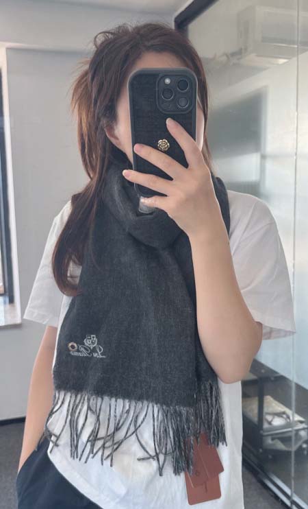 2025年12月11日入荷新品Loro Pianaマフラーギ...