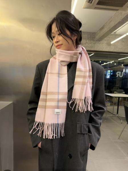 2025年12月11日入荷新品Burberryマフラーギフト...