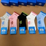 2025年12月11日入荷新品Adidas靴下ギフト/誕生日/記念品/アクセサリーkaka工場