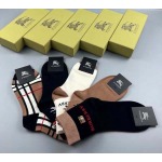 2025年12月11日入荷新品Burberry靴下ギフト/誕生日/記念品/アクセサリーkaka工場