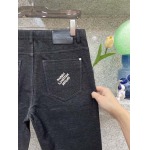 2025年12月12日入荷新作Louis Vuittonジーパン秋冬高品質/人気/限定版/Knt工場