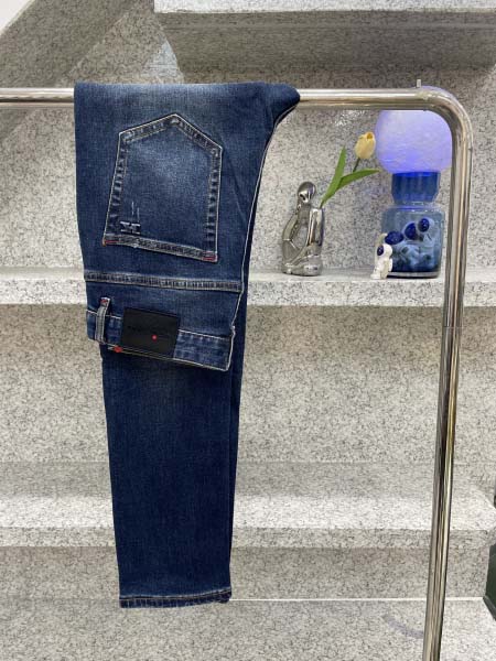 2025年12月12日入荷新作KITONジーパン秋冬高品質/...