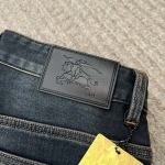 2025年12月12日入荷新作Burberryジーパン秋冬高品質/人気/限定版/Knt工場