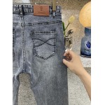 2025年12月12日入荷新作Brunello Cucinelliジーパン秋冬高品質/人気/限定版/Knt工場