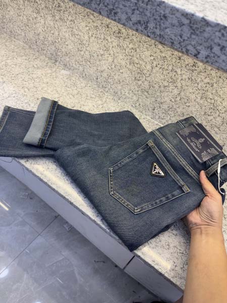 2025年12月12日入荷新作Pradaジーパン秋冬高品質/...