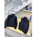 2025年12月14日入荷新作Pradaダウンジャケット秋冬高品質/人気/限定版/Knt工場