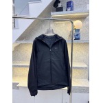 2025年12月14日入荷新作Pradaジャケット秋冬高品質/人気/限定版/Knt工場