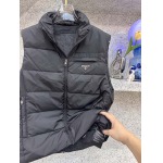 2025年12月14日入荷新作Pradaダウンジャケット秋冬高品質/人気/限定版/Knt工場
