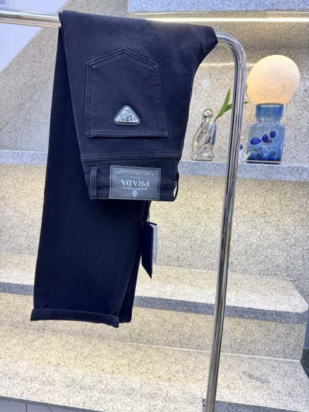 2025年12月14日入荷新作Pradaジーパン秋冬高品質/...