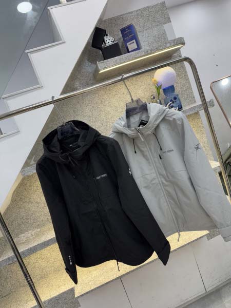 2025年12月15日入荷新作ARCTERYXジャケット秋冬...