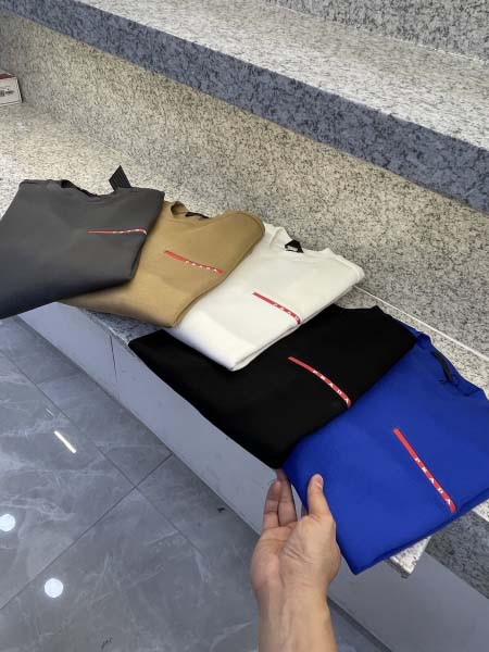 2025年12月15日入荷新作Pradaスウェット秋冬高品質...