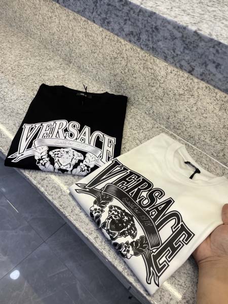 2025年12月15日入荷新作Versace半袖 tシャツ秋...