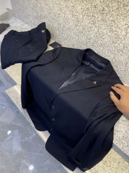 2025年12月15日入荷新作Prada背広秋冬高品質/人気...