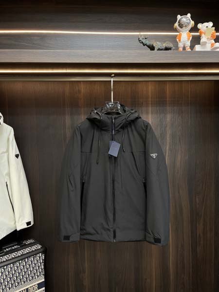 2025年12月16日入荷新作Pradaダウンジャケット秋冬...