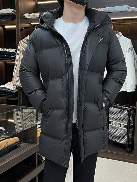 2025年12月16日入荷新作Pradaダウンジャケット秋冬...