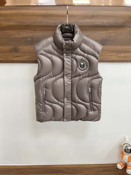 2025年12月16日入荷新作Monclerダウンジャケット...