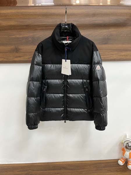 2025年12月16日入荷新作Monclerダウンジャケット...