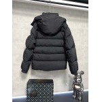 2025年11月17日秋冬新作Pradaダウンジャケット高品質人気商品/XQY工場