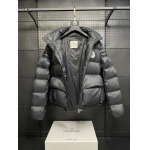 2025年11月17日秋冬新作Monclerダウンジャケット高品質人気商品/XQY工場