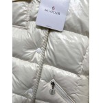 2025年11月18日秋冬新作Monclerダウンジャケット人気商品/XQY工場