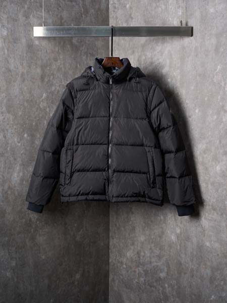 2025年11月19日秋冬新作Burberryダウンジャケッ...