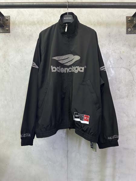 2025年11月19日秋冬新作Balenciagaジャケット...