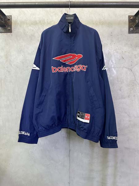 2025年11月19日秋冬新作Balenciagaジャケット...