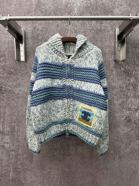 2025年11月19日秋冬新作CHANEL ニットカーディガ...