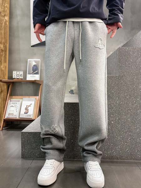 2025年11月19日秋冬新作Vivienneスラックス人気...