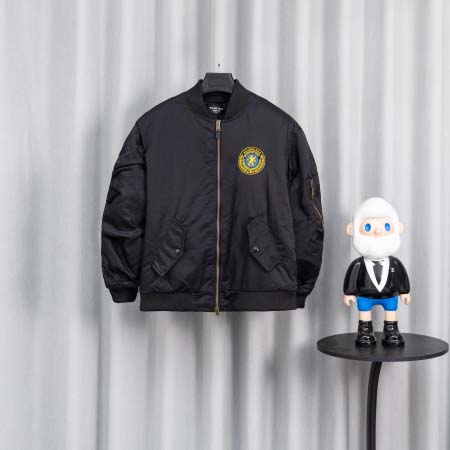 2025年12月22日秋冬新作Balenciagaジャケット...