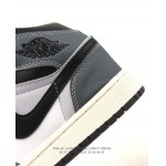 2025年12月25日入荷新品（NIKE）AIR JORDAN 1 MID人気 スニーカー男女兼用/誕生日プレゼント/XH工場