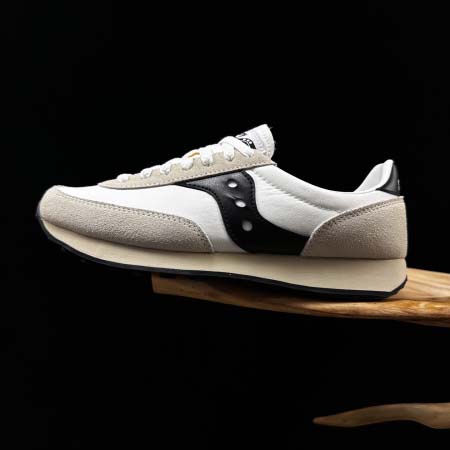 2025年12月25日入荷新品Saucony Trainer...