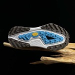 2025年12月25日入荷新品Nike ACG Zegama Trail 2人気 スニーカー男女兼用/誕生日プレゼント/XH工場