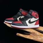 2025年12月25日入荷新品Jordan Air Jordan 1人気 スニーカー男女兼用/誕生日プレゼント/XH工場