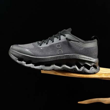 2025年12月25日入荷新品On Cloudtilt Mo...