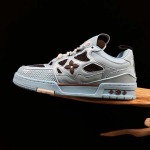 2025年12月25日入荷新品LOUIS VUITTON Skate人気 スニーカー男女兼用/誕生日プレゼント/XH工場